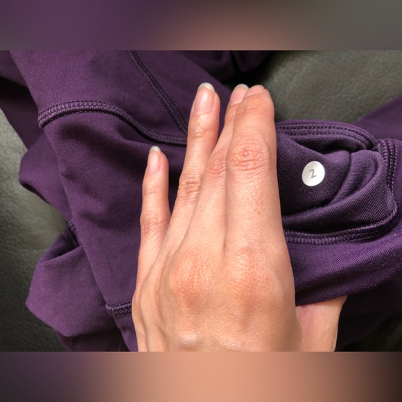 Lululemon Pure Practice Pant Deep Zinfandel Size 2! EUC - Picture 8 of 9